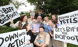 Performers take centre stage as Red Line Book Festival returns with theatrical flair sumamry image