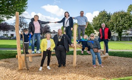 Mayor of SDCC officially opens three Playspaces  sumamry image