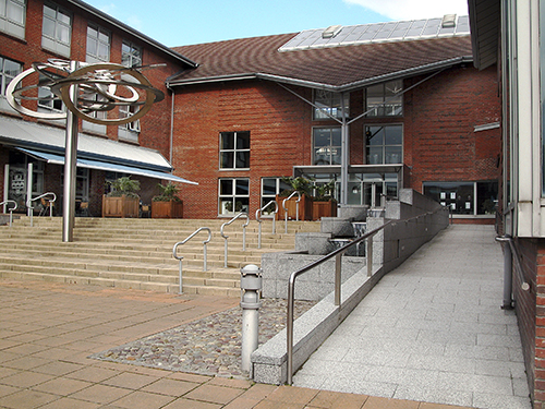 Web-Ramp-to-Main-Entrance-County-Hall-Tallaght